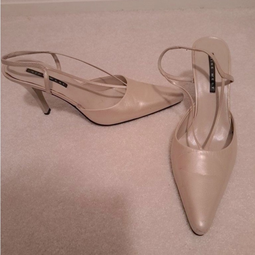 Nine West circa 90’s kitten heels